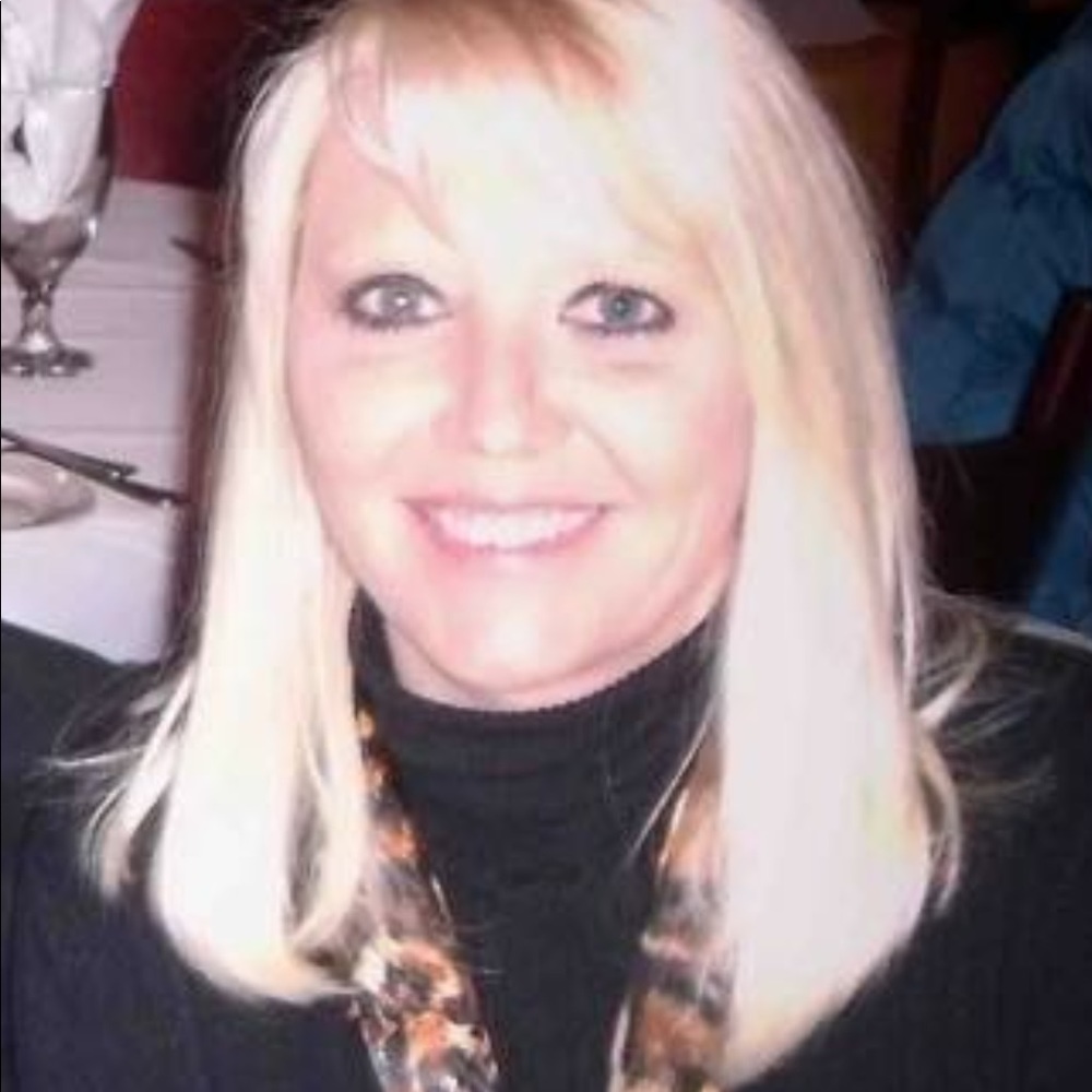 Meet your Posher, Candi